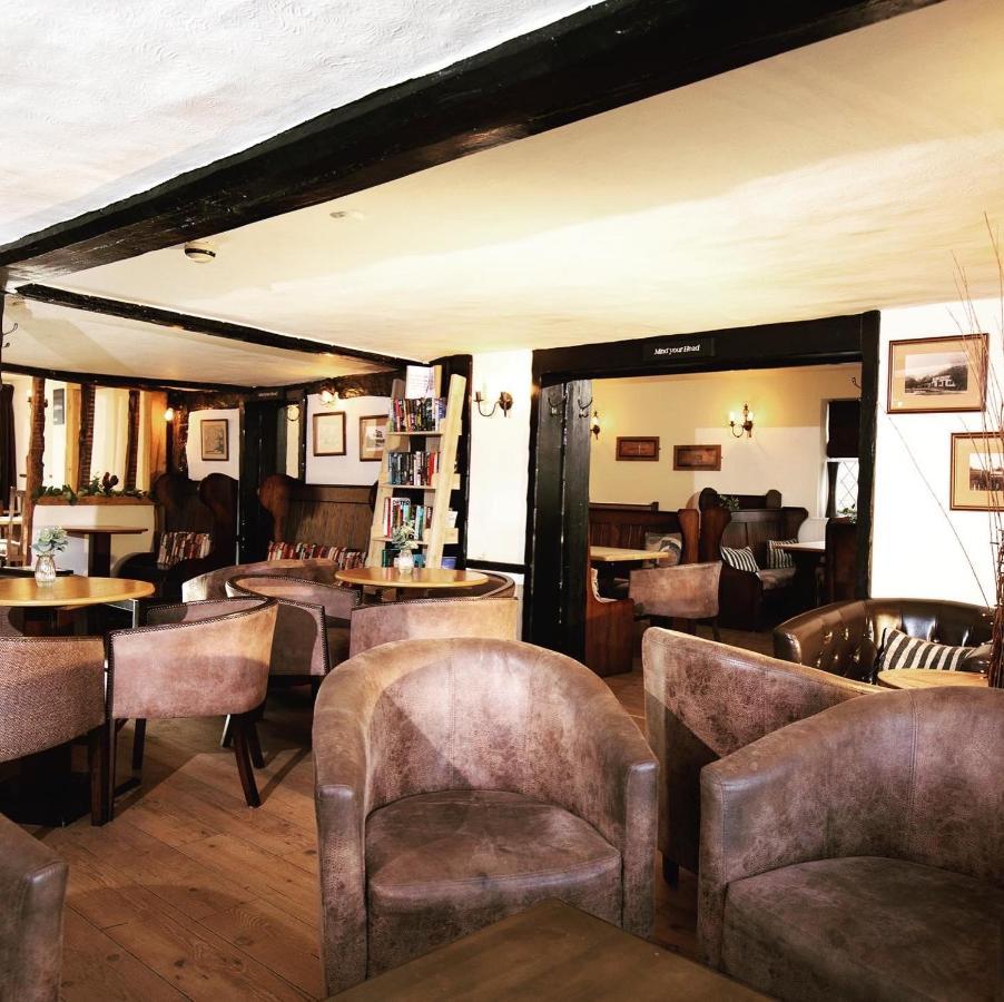 The Cock Inn Hotel Sheering  Esterno foto
